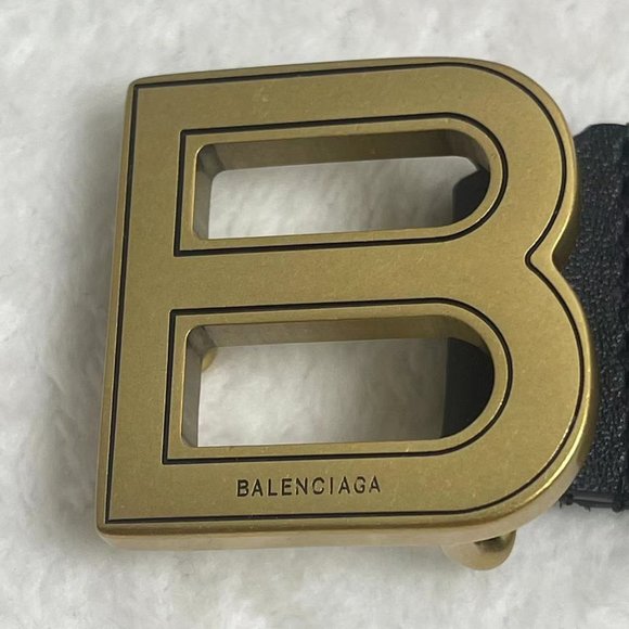 2.8 cm Balenciaga Black Leather Belt with Gold B Buckle Size 105/42